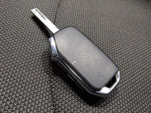 Used 2022 Kia Forte LXS FWD image 32