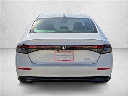 Used 2025 Honda Accord EX-L image 7