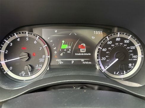 Used 2023 Toyota Highlander XSE image 18