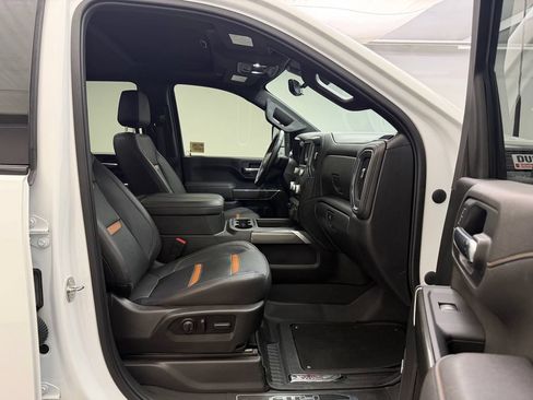 Used 2023 GMC Sierra 2500 AT4 w/ AT4 Premium Plus Package AWD/4WD image 22