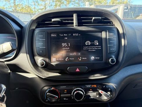 Used 2023 Kia Soul LX w/ Option Group 015 image 13