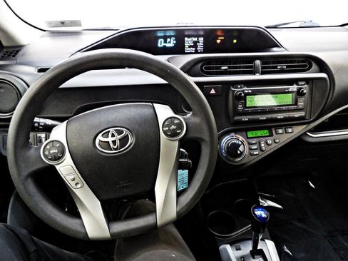 Used 2014 Toyota Prius C Two FWD image 16