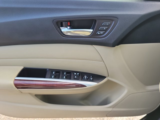 Used 2015 Acura TLX V6 FWD image 25