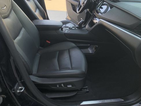 Used 2021 Cadillac XT5 Premium Luxury image 14