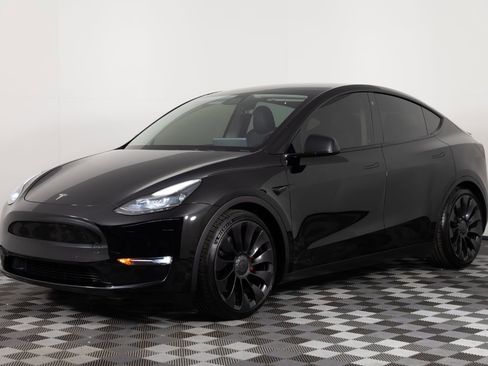 Used 2022 Tesla Model Y Performance AWD/4WD image 1