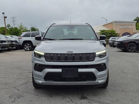 Used 2024 Jeep Compass Limited w/ High Altitude Package AWD/4WD image 2