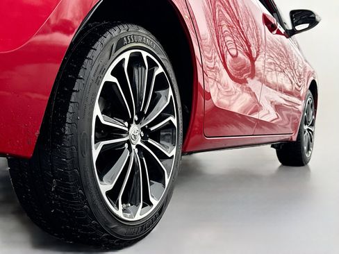 Used 2015 Toyota Corolla S Premium image 14