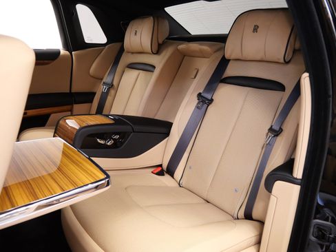 Used 2022 Rolls-Royce Ghost -Low Miles, Rear Bottle Chille image 16