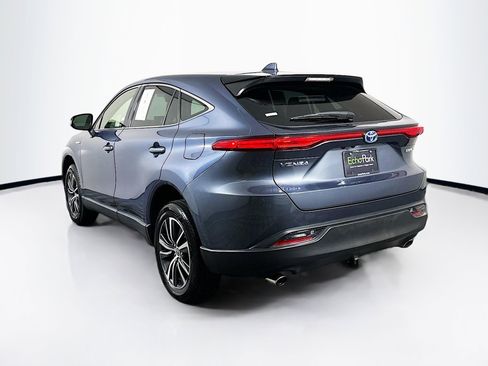 Used 2021 Toyota Venza LE w/ Carpet Mat Package (TMS) image 5