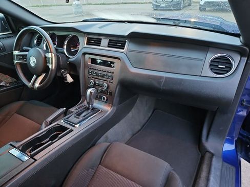 Used 2014 Ford Mustang Coupe RWD image 19