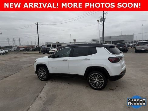 Used 2022 Jeep Compass Limited w/ Elite Group image 5
