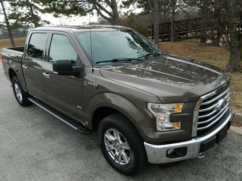 Used 2015 Ford F150 XLT w/ Equipment Group 301A Mid image 3