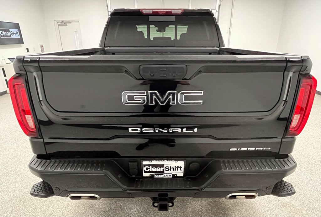 Used 2026 GMC Sierra 1500 Denali Ultimate AWD/4WD image 9