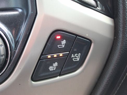 Used 2015 GMC Sierra 3500 Denali image 35