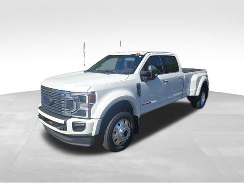 Used 2020 Ford F450 Platinum w/ FX4 Off-Road Package AWD/4WD image 2