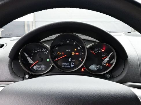Used 2006 Porsche Boxster RWD image 9