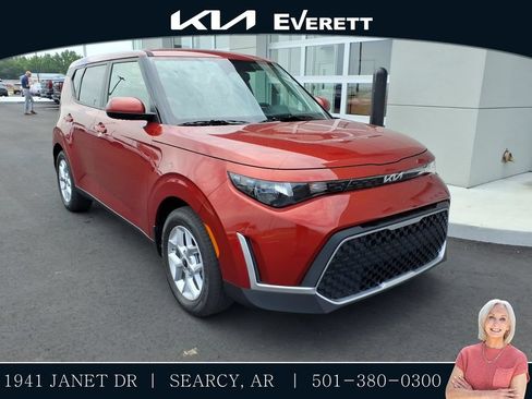 Certified 2024 Kia Soul LX w/ Option Group 015 FWD image 1