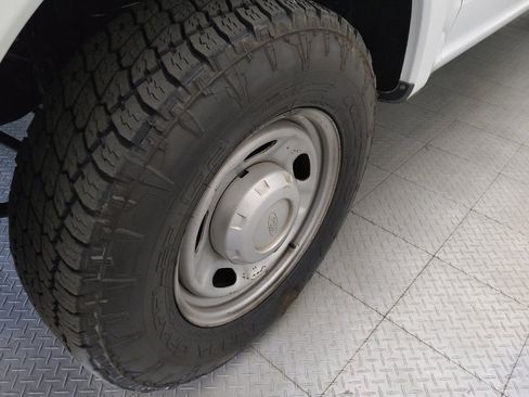 Used 2019 Ford F250 XL w/ Power Equipment Group RWD image 31