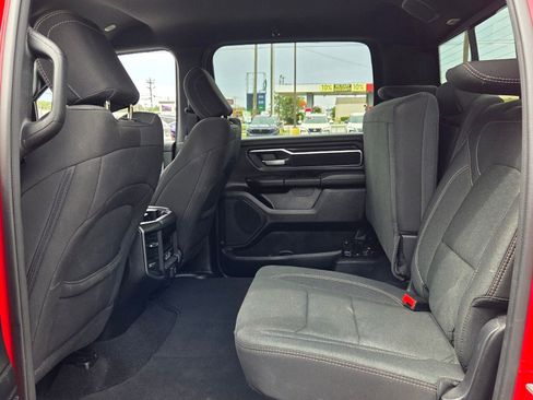 Used 2025 RAM 1500 Big Horn AWD/4WD image 6