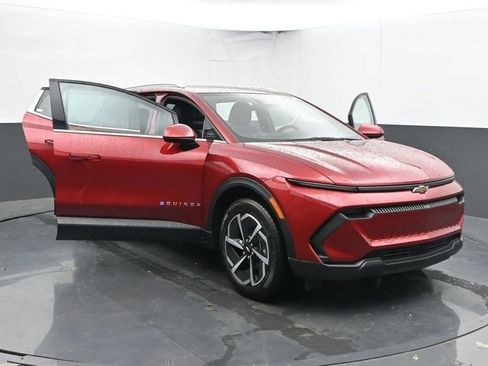 New 2026 Chevrolet Equinox EV LT image 48