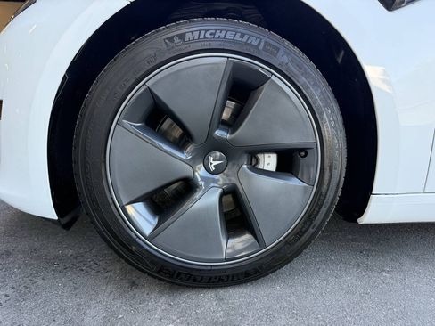 Used 2023 Tesla Model 3 Standard Range RWD image 35