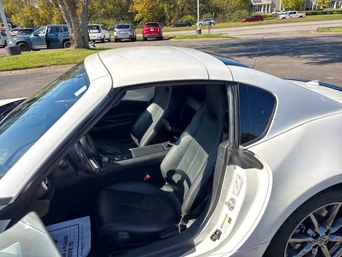Used 2019 MAZDA MX-5 Miata RF Grand Touring w/ Appearance Package image 24
