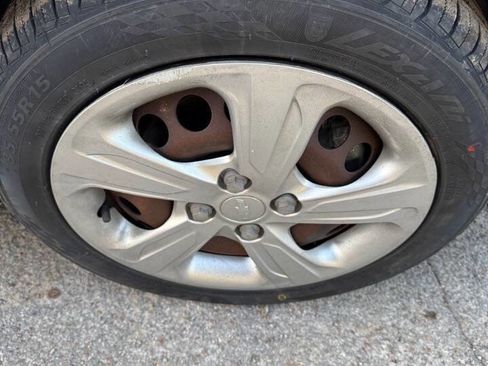 Used 2020 Chevrolet Spark LS image 29