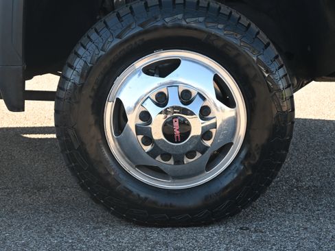 Used 2021 GMC Sierra 3500 SLT w/ SLT Convenience Package image 14