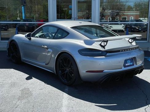 Used 2021 Porsche 718 Cayman GT4 RWD image 47