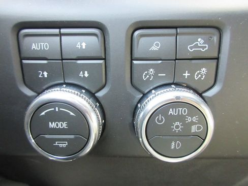 New 2026 GMC Sierra 1500 AT4X AWD/4WD image 18
