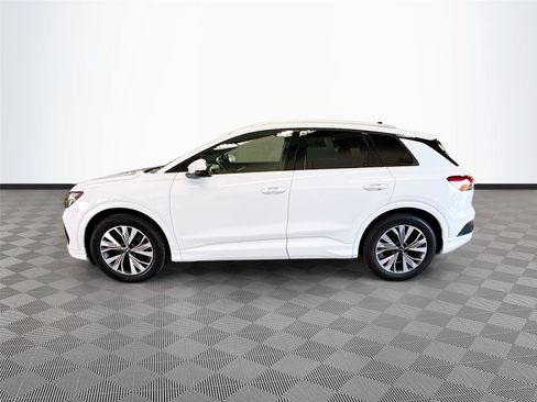 Used 2023 Audi Q4 e-tron Premium Plus w/ Premium Plus RWD image 4