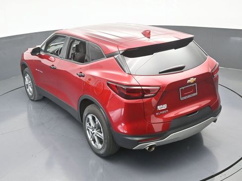 Used 2023 Chevrolet Blazer LT image 44