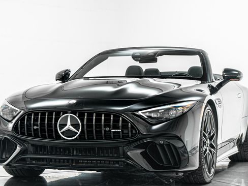 Used 2023 Mercedes-Benz SL 63 AMG 4MATIC image 5