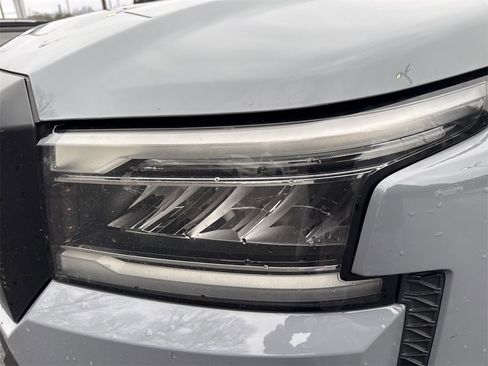 Used 2022 Nissan Frontier PRO-4X w/ Off-Road Protection Package image 6