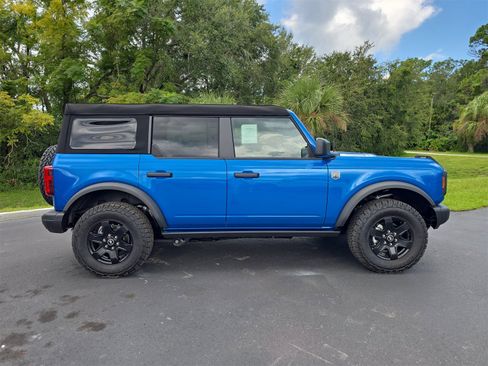 New 2025 Ford Bronco Big Bend w/ Black Diamond Package image 3