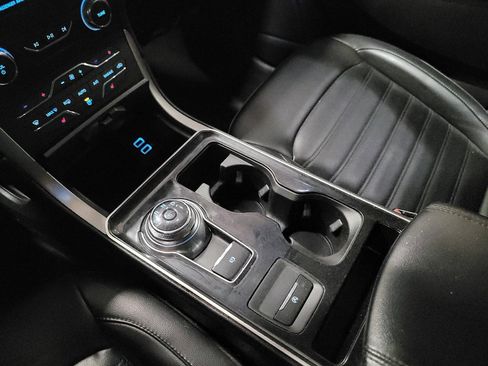Used 2019 Ford Edge SEL w/ Equipment Group 201A FWD image 26
