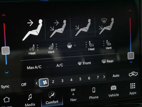 Used 2022 RAM 1500 Laramie AWD/4WD image 29