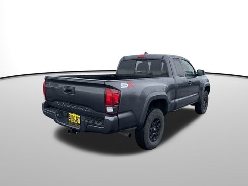 Used 2020 Toyota Tacoma SR w/ SX Package image 3