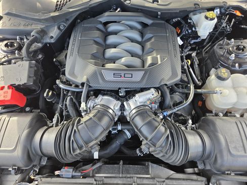 Used 2024 Ford Mustang GT RWD image 22