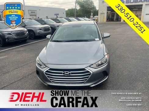 Used 2017 Hyundai Elantra SE FWD image 8