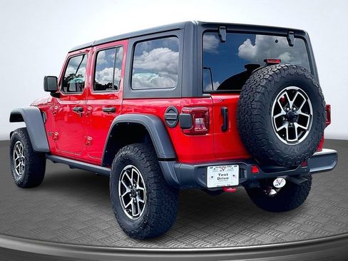 Used 2024 Jeep Wrangler Unlimited Rubicon w/ Safety Group AWD/4WD image 5