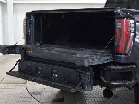 Used 2024 GMC Sierra 2500 AT4X AWD/4WD image 29