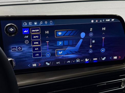 New 2026 Chevrolet Traverse LT w/ Driver Confidence Package image 19