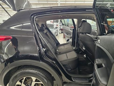 Used 2021 Kia Sportage LX image 31