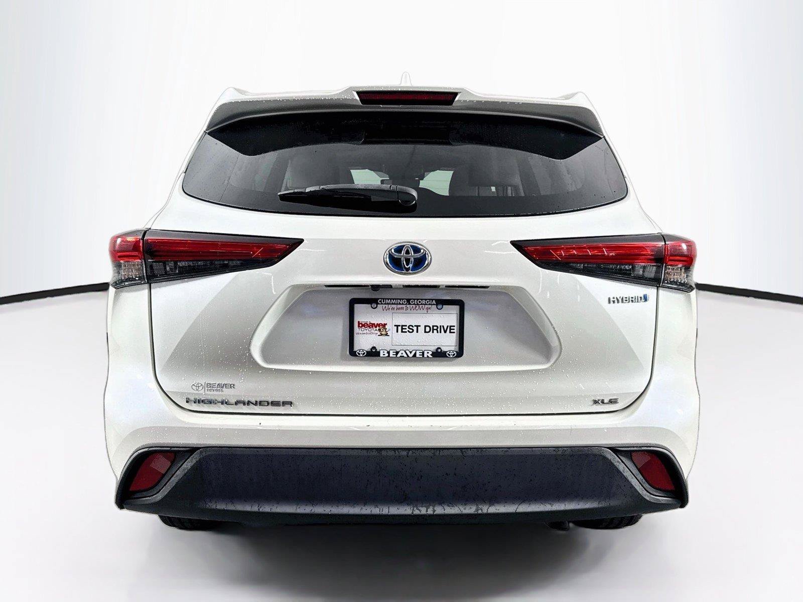 Used 2020 Toyota Highlander XLE AWD/4WD image 11