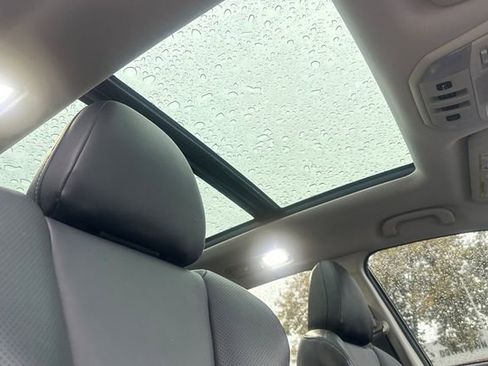 Used 2021 Subaru Ascent Limited w/ Technology Package image 18