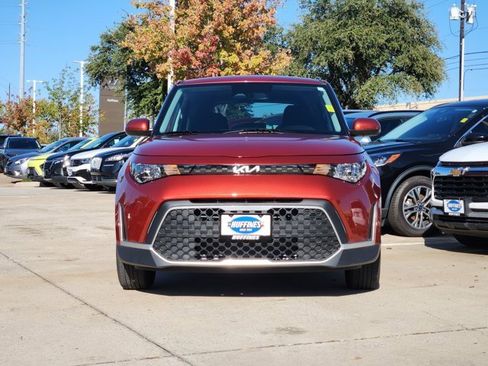 Certified 2024 Kia Soul LX image 2