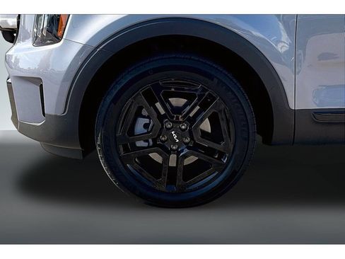 Used 2024 Kia Telluride EX X-Line AWD/4WD image 35