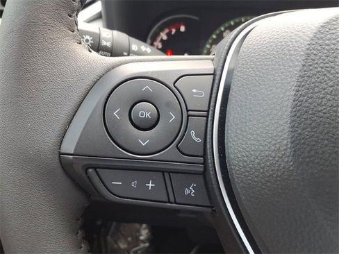 Certified 2025 Toyota RAV4 XLE Premium image 22