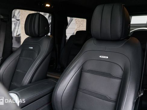 Used 2022 Mercedes-Benz G 63 AMG 4MATIC w/ G Manufaktur Interior Package image 25